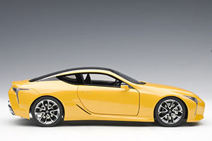 LEXUS LC500 2017 METALLIC YELLOW — фото 8