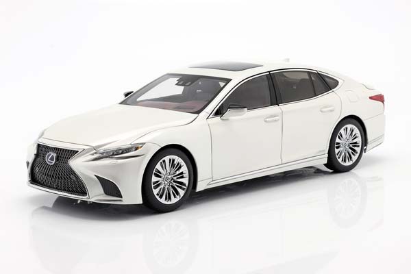 LEXUS LS 500H 2019 WHITE