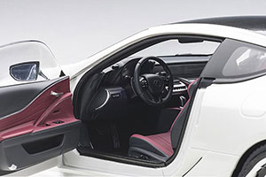 LEXUS LC 500 F 2019 WHITE METALLIC/DARK ROSE INTERIOR — фото 4