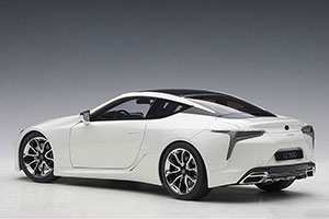 LEXUS LC 500 F 2019 WHITE METALLIC/DARK ROSE INTERIOR — фото 2