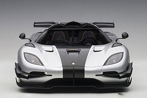 KOENIGSEGG ONE: 1 2014 GRAY WITH CARBON FINISH AND ORANGE — фото 12