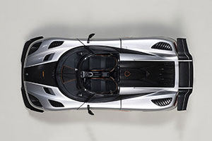 KOENIGSEGG ONE: 1 2014 GRAY WITH CARBON FINISH AND ORANGE — фото 18