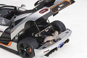 KOENIGSEGG ONE: 1 2014 GRAY WITH CARBON FINISH AND ORANGE — фото 9