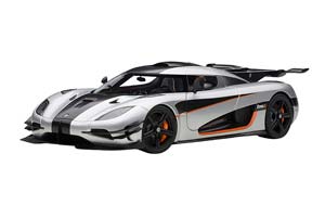 KOENIGSEGG ONE: 1 2014 GRAY WITH CARBON FINISH AND ORANGE 
