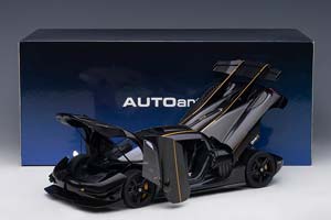 KOENIGSEGG ONE: 1 2014 CARBON WITH GOLDEN STRIPES — фото 20