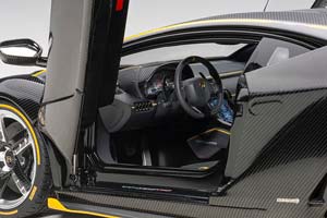 LAMBORGHINI CENTENARIO LP770-4 2017 CARBON/YELLOW — фото 4
