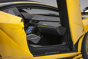 LAMBORGHINI CENTENARIO LP770-4 2019 YELLOW — фото 5
