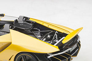 LAMBORGHINI CENTENARIO ROADSTER 2017 YELLOW — фото 7