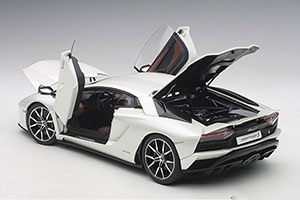 LAMBORGHINI AVENTADOR S 2017 BALLOON WHITE/PEARL WHITE — фото 3