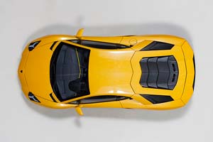 LAMBORGHINI AVENTADOR S 2017 YELLOW PEARL — фото 17