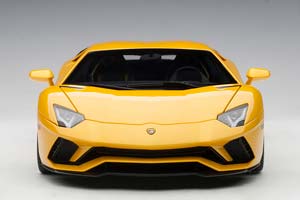 LAMBORGHINI AVENTADOR S 2017 YELLOW PEARL — фото 8