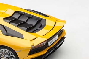 LAMBORGHINI AVENTADOR S 2017 YELLOW PEARL — фото 11