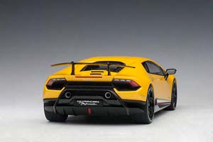 LAMBORGHINI HURACAN PERFORMANTE 2017 GIALLO INTI/PEARL YELLOW — фото 13