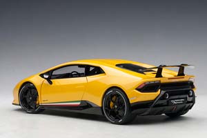 LAMBORGHINI HURACAN PERFORMANTE 2017 GIALLO INTI/PEARL YELLOW — фото 2