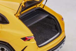 LAMBORGHINI URUS 2018 YELLOW — фото 7