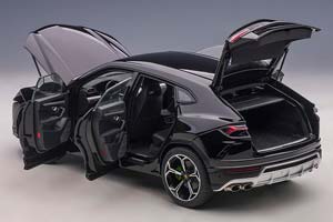 LAMBORGHINI URUS NERO NOCTIS — фото 3