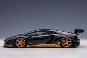 LAMBORGHINI AVENTADOR LB PERFORMANCE BLACK/GOLDEN — фото 15