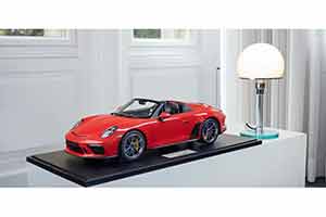 PORSCHE 911 (991.2) SPEEDSTER - 2019 - INDISCHROT (191) КРАСНЫЙ (В БОКСЕ С ПОДСТАВКОЙ) — фото 9