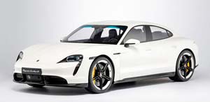 PORSCHE TAYCAN TURBO S 2020 WHITE