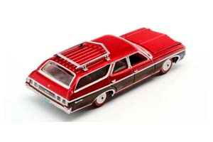CHEVROLET KINGSWOOD ESTATE WAGON 1970, CRANBERRY RED (ДЛИНА МОДЕЛИ 6-10 СМ) — фото 2