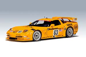 CHEVROLET CORVETTE C5-R NO 63 24H LE MANS 2001