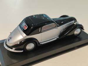 LANCIA ASTURA 1935 СЕРЕБРИСТЫЙ/ЧЕРНЫЙ (БОКС МОЖЕТ ИМЕТЬ ПОТЕРТОСТИ ИЛИ ТРЕЩИНЫ) — фото 2