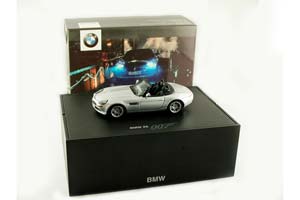 BMW Z8 THE WORLD IS NOT ENOUGH 1999 SILVER — фото 4
