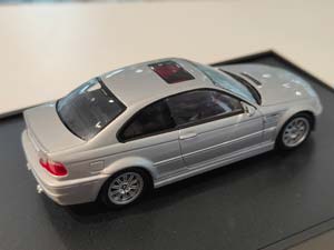 BMW 3 SERIES M3 (E46) 2000 СЕРЕБРИСТЫЙ (БОКС МОЖЕТ ИМЕТЬ ПОТЕРТОСТИ ИЛИ ТРЕЩИНЫ) — фото 2