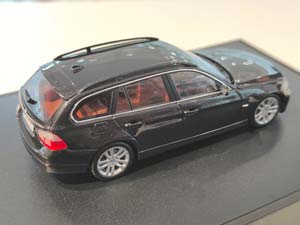 BMW 3 SERIES TOURING (E91) 2005 ЧЕРНЫЙ (БОКС МОЖЕТ ИМЕТЬ ПОТЕРТОСТИ ИЛИ ТРЕЩИНЫ) — фото 2
