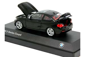 BMW 2ER COUPE F22 SAPPHIRE BLACK MET BLACK — фото 4