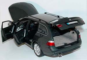 BMW E61 5ER TOURING 2004 DARK GREY METALLIC — фото 3
