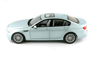 BMW F10 M5 5-SERIES 2012 SILVER METALLIC — фото 6