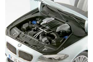 BMW F10 M5 5-SERIES 2012 SILVER METALLIC — фото 7