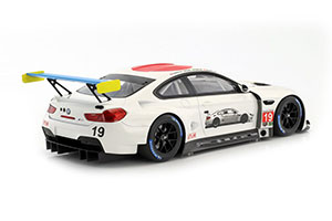 BMW M6 GTLM F13 #19 ART CAR JOHN BALDESSARI (МОДЕЛЬ В БОКСЕ) 24H DAYTONA 2017 — фото 2