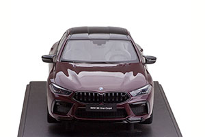BMW M8 GRAN COUPE 2020 (G16) ФИОЛЕТОВЫЙ МЕТАЛЛИК — фото 12