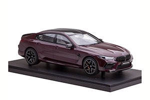 BMW M8 GRAN COUPE 2020 (G16) ФИОЛЕТОВЫЙ МЕТАЛЛИК — фото 16
