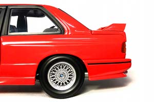 BMW M3 (E30) КРАСНЫЙ — фото 11