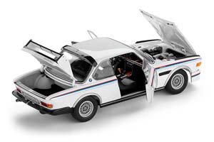 BMW 3.0 CSL БЕЛЫЙ — фото 5