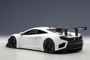 MCLAREN MP4 12C GT3 STREET 2013 WHITE — фото 2