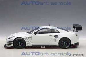 NISSAN GT-R NISMO GT3 2015 WHITE — фото 5
