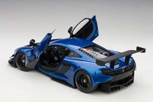 MCLAREN 650S GT3 PLAIN BODY VERSION 2017 BLUE METALLIC 1:18 AUTOART — фото 3