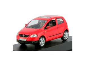 VW VOLKSWAGEN FOX КРАСНЫЙ