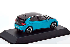 VW VOLKSWAGEN ID.3 ELECTRIC CAR 2020 MAKENA TURQUOISE METALLIC — фото 2