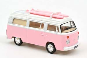 VW VOLKSWAGEN T2 COMBI CAMPER VAN С ДОСКАМИ ДЛЯ СЕРФИНГА 1973 PINK