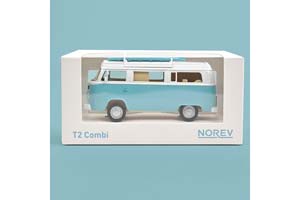 VOLKSWAGEN T2 COMBI CAMPER VAN С ДОСКАМИ ДЛЯ СЕРФИНГА 1973 КЕМПЕР / ФОЛЬКСВАГЕН T2 КОМБИ КАМПЕР ФУРГОН ГОЛУБОЙ — фото 2