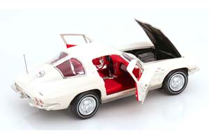 CHEVROLET CORVETTE C2 Z06 COUPE 1963 CREME-WHITE — фото 4