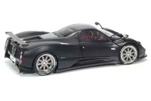 PAGANI ZONDA F 2005 ЧЕРНЫЙ МАТОВЫЙ — фото 2