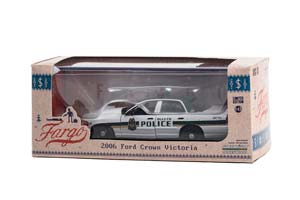 FORD CROWN VICTORIA POLICE INTERCEPTOR "DULUTH MINNESOTA POLICE" 2006 (ИЗ ТЕЛЕСЕРИАЛА "ФАРГО") — фото 2