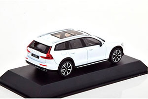 VOLVO V60 CROSS COUNTRY 2019 CRYSTAL WHITE — фото 2