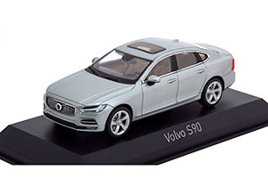 VOLVO S90 SEDAN 2016 ELECTRIC SILVER — фото 1